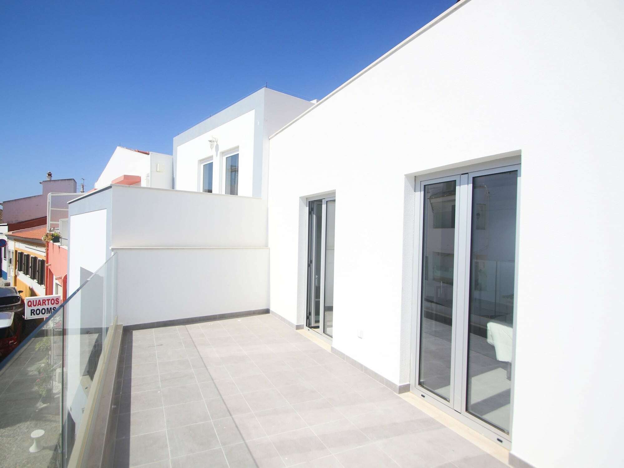 Guest House Lovely Swan Lagos Exterior photo